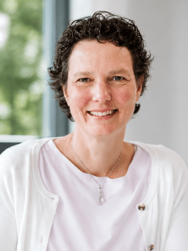 Zehder-Anja-Holidayextras-web