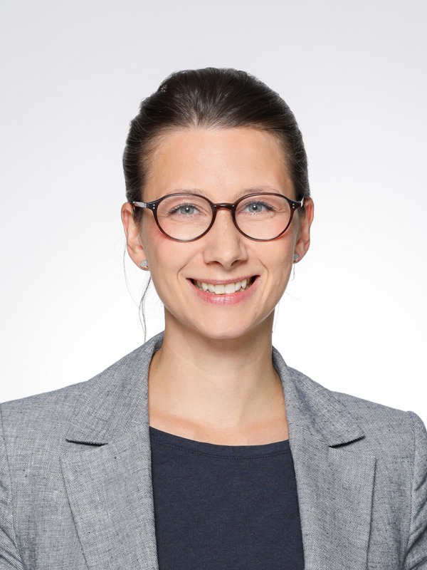 Dr. Josefine Diekhof