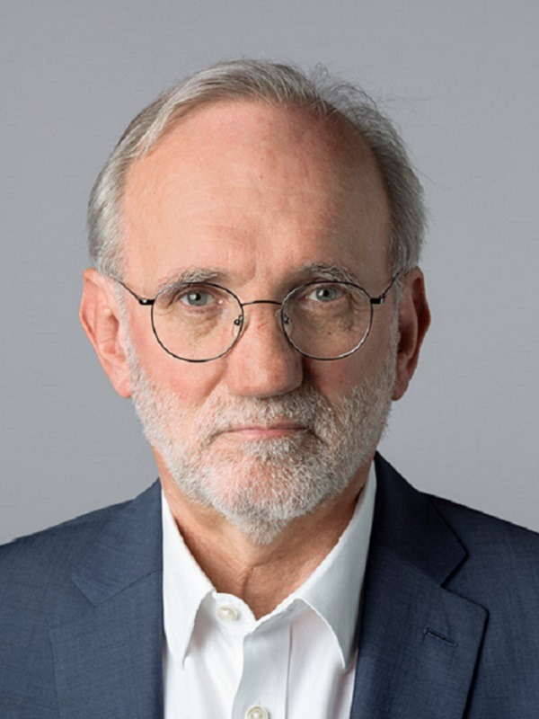 Berthold Kohler - Porträtaufnahme für FAZ.net bzw. das Blaue Buch Die Redaktion stellt sich vor