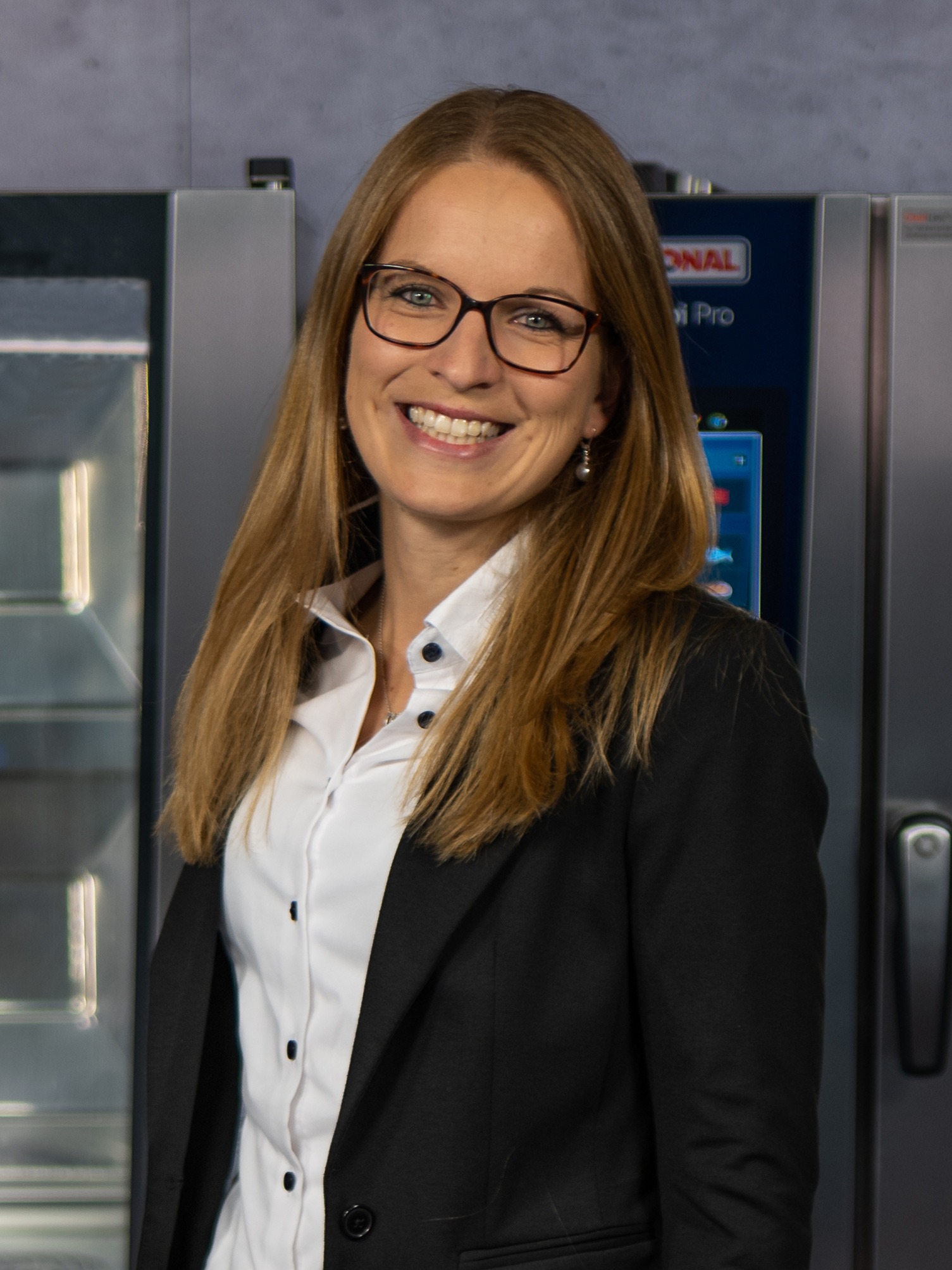 Jedelhauser-Michaela-RATIONAL-web